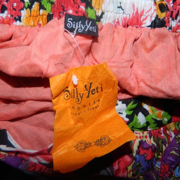 Silly Yeti Vibrant Hand Made Boho Shorts Size M (READ) (K-48) - Picture 4 of 5